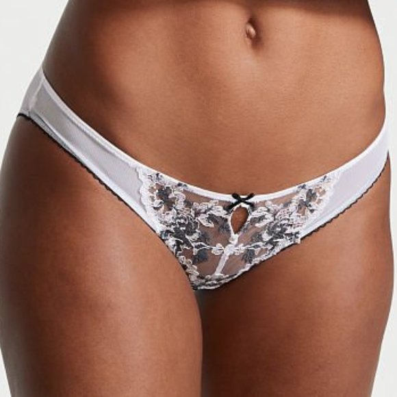 Keyhole in Back & Front VS Dream Angels Embroidered Lace Keyhole Cheekini Floral - Picture 1 of 8